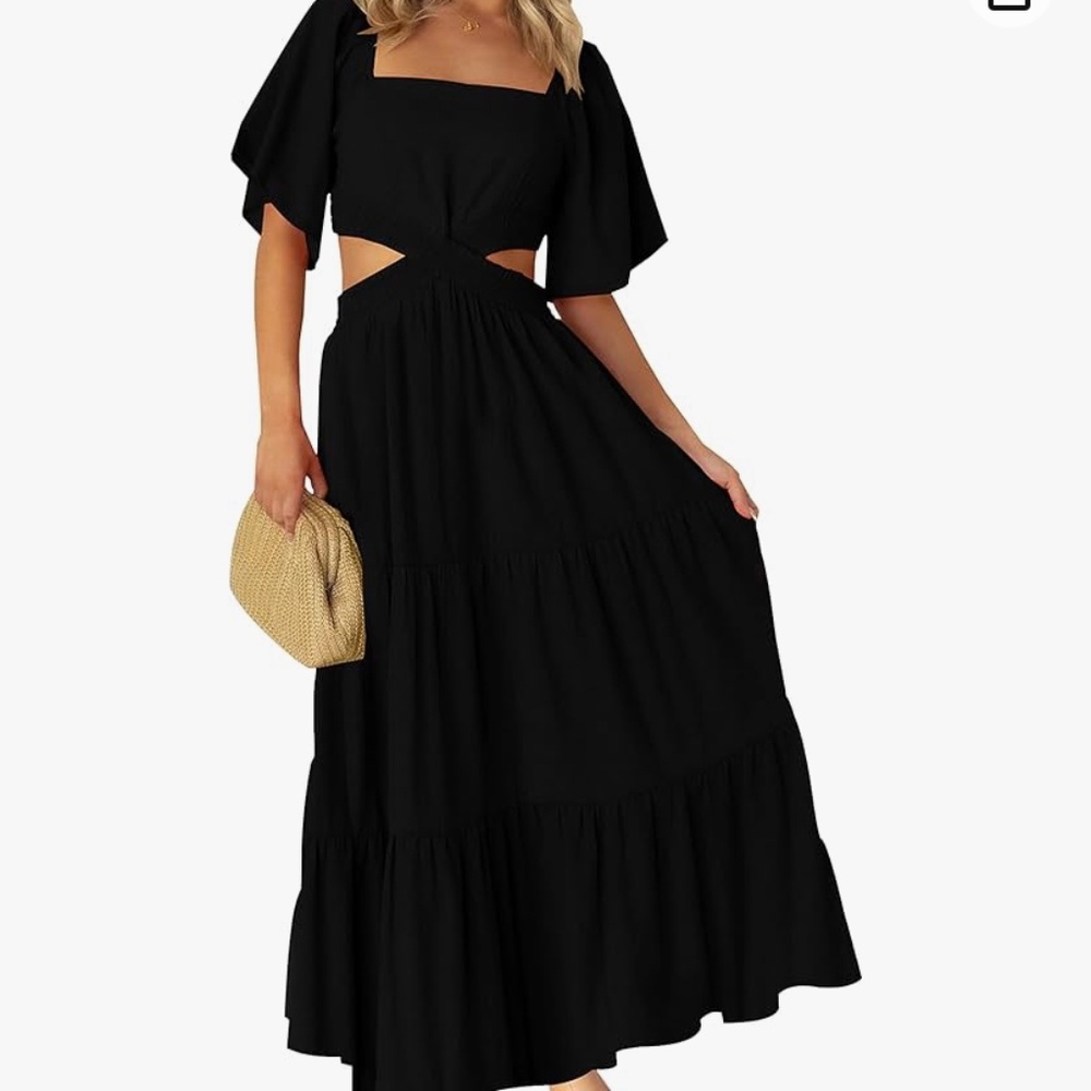 The Flowy Black Dress